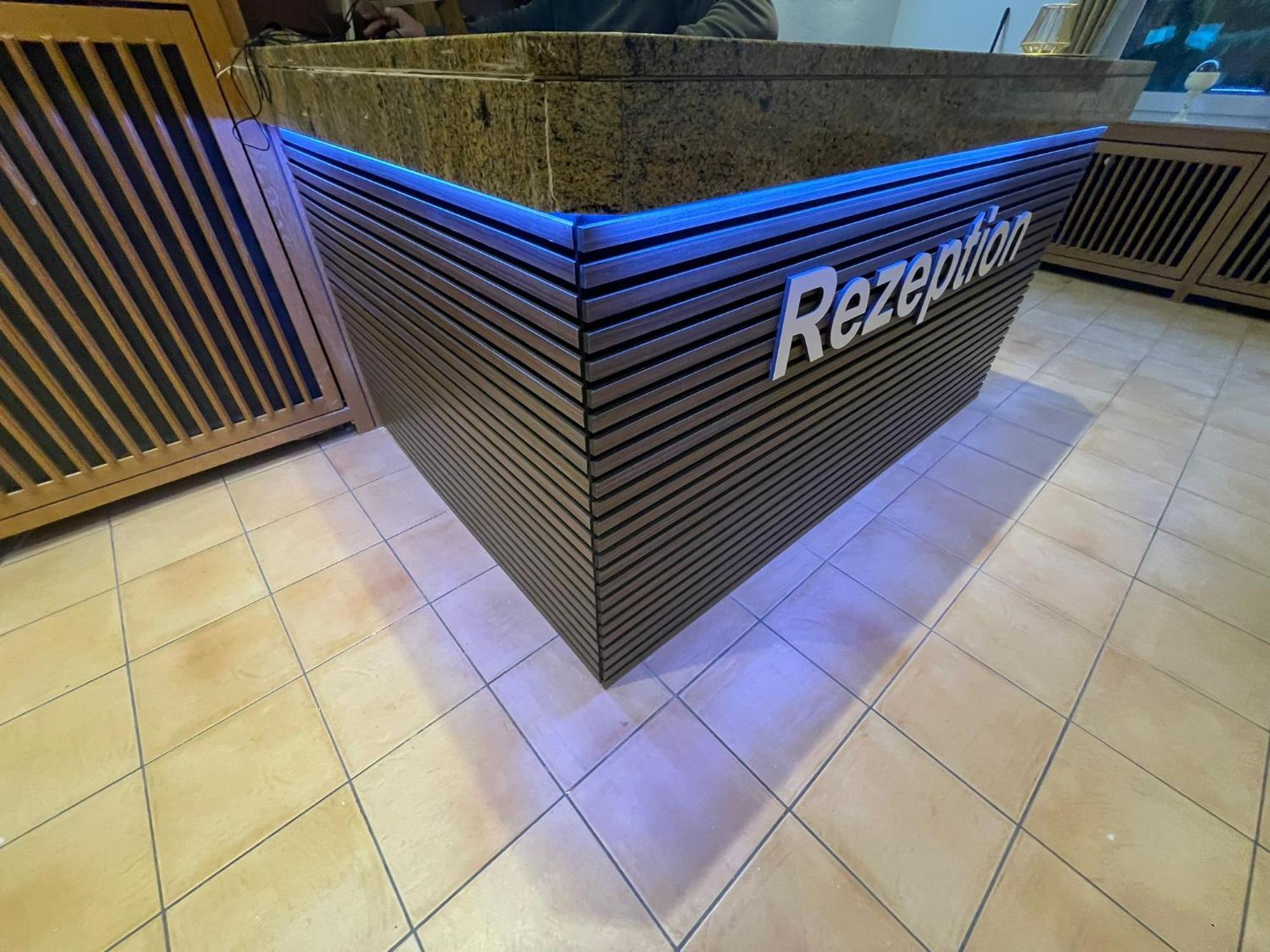 Sun Hotel Эссен Экстерьер фото